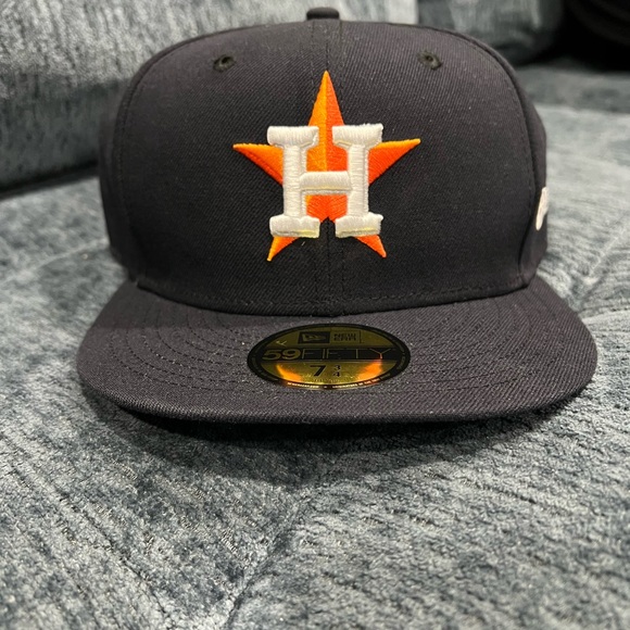 Houston Astros New Era Black Cap with Logo Size 7 3/4 NWT - Picture 1 of 5